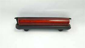 176.gm9c03 High Mounted 3rd Taillight Light Hatch Type Oem 2003 Gmc Yukon