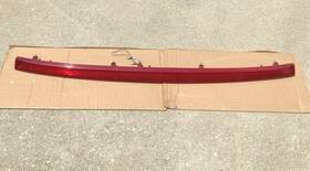 15847948 Acdelco Gm Original Equipment 2007-2014 Cadillac Escalade Center Third Brake Stop Light Oem