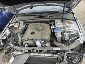 3526649 Audi Used Center High Mount Stop Light Fits 2014 A4 Mtd Lamp Gra