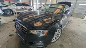 845493 Audi Used Center High Mount Stop Light Fits 2016 A5 Grade A