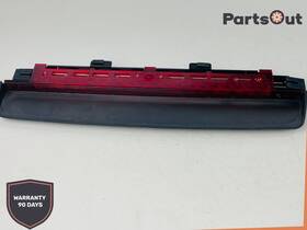 7230799 Bmw 2011-2016 5 528i 535i 550i F10 Rear Third 3rd Brake Light Lamp Oem