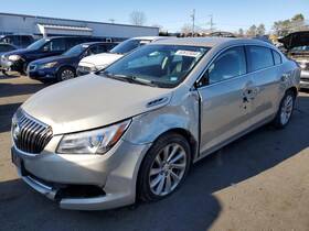 1164247 Buick Used Center High Mount Stop Light Fits 2016 Lacrosse Grade A