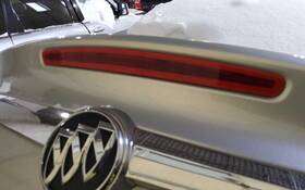 176.gm4n13 Buick Regal 2013 High Mounted Stop Light 4166294