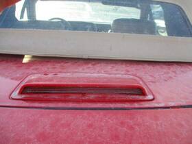 20728144 Buick Used Center High Mount Stop Light Fits 1990 Reatta Conv Grade A
