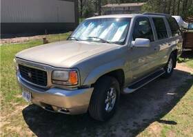 114-02717l Cadillac Driver Left Headlight Fits 99-00 Escalade 4275273