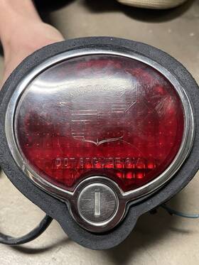 176-00152 Cadillac 1987-1993 Allante Oem 3rd High Mounted Stop Light Taillight No Key Used