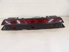 176-00170 Cadillac 1985-1992 Fleetwood Third High Mount Brake Light Lamp Assembly 4door