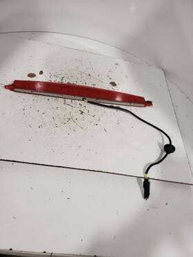 176.gm6q11 Cadillac Srx 2011 High Mounted Stop Light 1208883