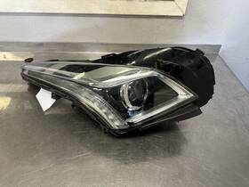 23458640 Cadillac 2014-2019 Cts Sedan Halogen Right Headlight Broken Tabs