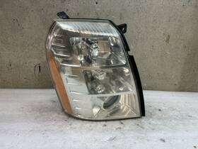 263-673 Cadillac 2007-2014 Escalade Headlight Passenger Right Side Rh Xenon Hid Lamp Oem