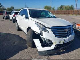 4858696 Cadillac Used Center High Mount Stop Light Fits 2017 Xt5 Grade A