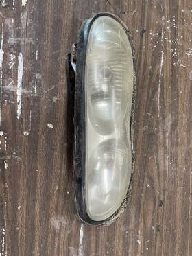 16525314 Chevrolet Passenger Right Headlight Fits 98-02 Camaro Oem