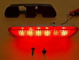 16531082 Chevrolet 2004-2007 Malibu High Mount Third Brake Light Led Stop Lamp Oem Tested