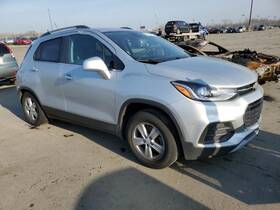 176.gm1g19 Chevrolet Trax 2019 High Mounted Stop Light 3851512