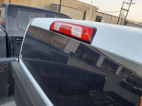 2573940 Chevrolet Used Center High Mount Stop Light Fits 2019 Silverado 1500 Pickup Gr