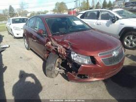 3689502 Chevrolet Used Center High Mount Stop Light Fits 2012 Cruze Grade A