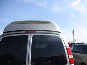 4425471 Chevrolet Used Center High Mount Stop Light Fits 2003 Express 1500 Van Mtd