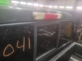 4879257 Chevrolet Used Center High Mount Stop Light Fits 2011 Colorado Grade A