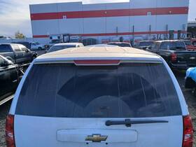 6159269 Chevrolet Used Center High Mount Stop Light Fits 2007 Tahoe Grade A
