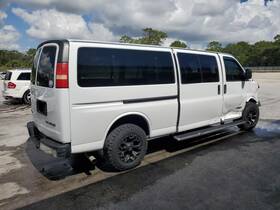 6296932 Chevrolet Used Center High Mount Stop Light Fits 2005 Express 3500 Van Grade A