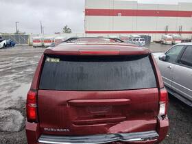 Chevrolet 6652970 Used Center High Mount Stop Light Fits 2016 Suburban 1500 Grade A