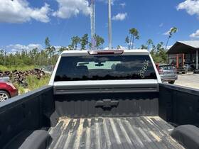 Chevrolet Truck 176.gm8323 Silvrdo25 2023 High Mounted Stop Light 104890210