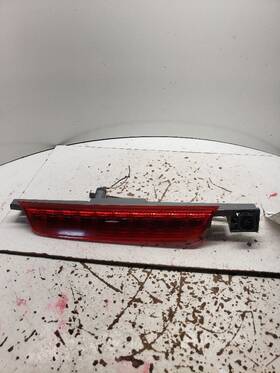 176.gm8l15 Chevrolet Truck Equinox 2015 High Mounted Stop Light 1267026