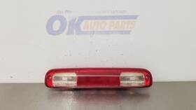 176.gm8n06 Chevrolet Truck 06 Chevy Silverado 2500 High Mounted Stop Light