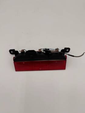 05288748ac Chrysler 2001-2004 Pt Cruiser 3rd Brake Light High Mount Center Stop