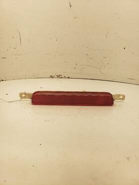 176.ch1414 Chrysler Town Coun 2014 High Mounted Stop Light 1355056