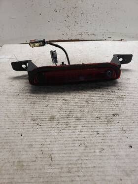 176.ch1t14 Chrysler 300 2014 High Mounted Stop Light 1343224