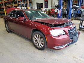 954853 Chrysler Used Center High Mount Stop Light Fits 2016 300 Grade A