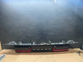 00186050 Dodge 2015 - 2023 Challenger Center Third Brake Tail Light Panel Oem W2604 Dg