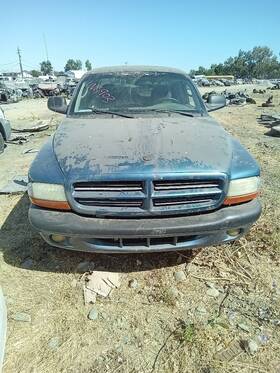 1428684 Dodge Used Center High Mount Stop Light Fits 2003 Dakota Grade A