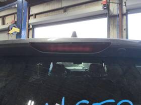 3962190 Dodge Used Center High Mount Stop Light Fits 2015 Durango Grade A