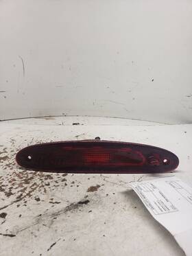 176.ch8606 Dodge Truck Caravan 2006 High Mounted Stop Light 1300943