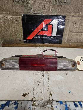 Dodge Trucks 176-99005 98 Dakota 3rd Brake Light Avoidance Lamp Reverse Upper Cab Mnt Oem