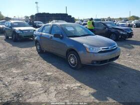 1277831 Ford Used Center High Mount Stop Light Fits 2011 Focus Grade A 1277831 Ford Used Center High Mount Stop Light Fits 2011 Focus Grade A