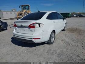 176.fd1c15 Ford Fiesta 2015 High Mounted Stop Light 4029751