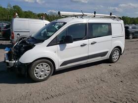 3010542 Ford Used Center High Mount Stop Light Fits 2014 Transit Connect Grade A