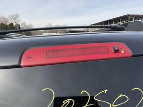 3183588 Ford Used Center High Mount Stop Light Fits 2010 Expedition Grade A