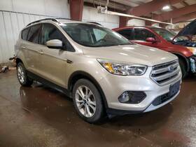 4880747 Ford Used Center High Mount Stop Light Fits 2017 Escape Grade A