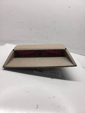 5g1z13a613aaa Ford Fivehundr 2005 High Mounted Stop Light 1089586