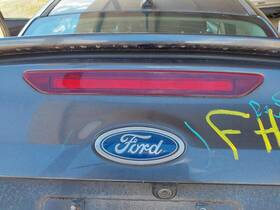 6590878 Ford Used Center High Mount Stop Light Fits 2016 Focus Grade A