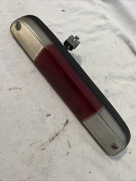 F37b-13a617-a Ford F47b-13a613-a 99-03 Ranger Rear Third 3rd Brake Light Lamp # Oem