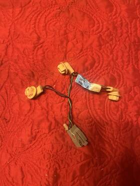 F4zb-13a613 Ford 1994-1998 Mustang Trunk Third Brake Light Wiring Harness F4zb-13a613 Ford 1994-1998 Mustang Trunk Third Brake Light Wiring Harness