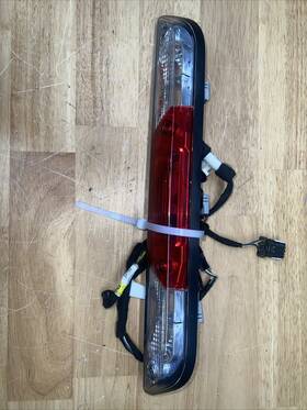 Hc3t-14a411-fb Ford 2017-2022 F250 F350 Oem High Mounted Third Brake Light Lamp