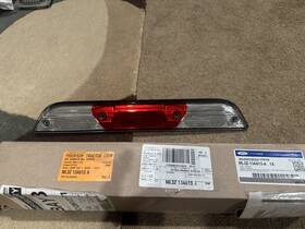 Ml3z-13a613-a Ford Genuine High Mount Lamp