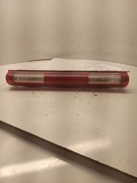 176.fd8k02 Ford Truck F150 2002 High Mounted Stop Light 1117156
