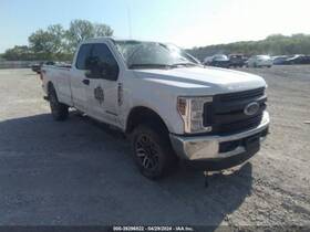 176.fd8m19 Ford Truck F250sd 2019 High Mounted Stop Light 3673382